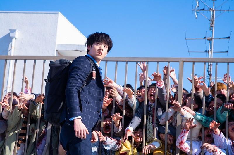 Netflix影集｜日本社畜做到仆 《殭屍100~在成為殭屍前要做的100件事~》安慰打工仔