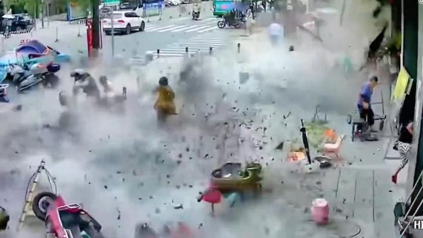 湖南新化發生高樓外牆磁磚脫落意外