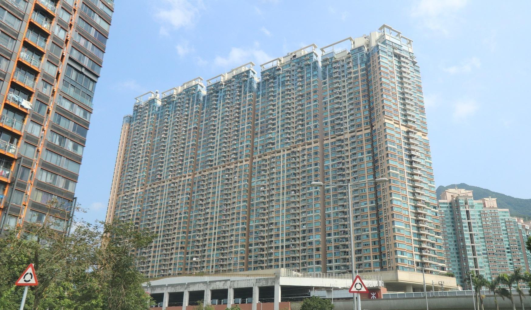 馬鞍山銀湖．天峰最新錄本月首宗成交，屬地下連花園特色戶，屬蝕讓成交個案。