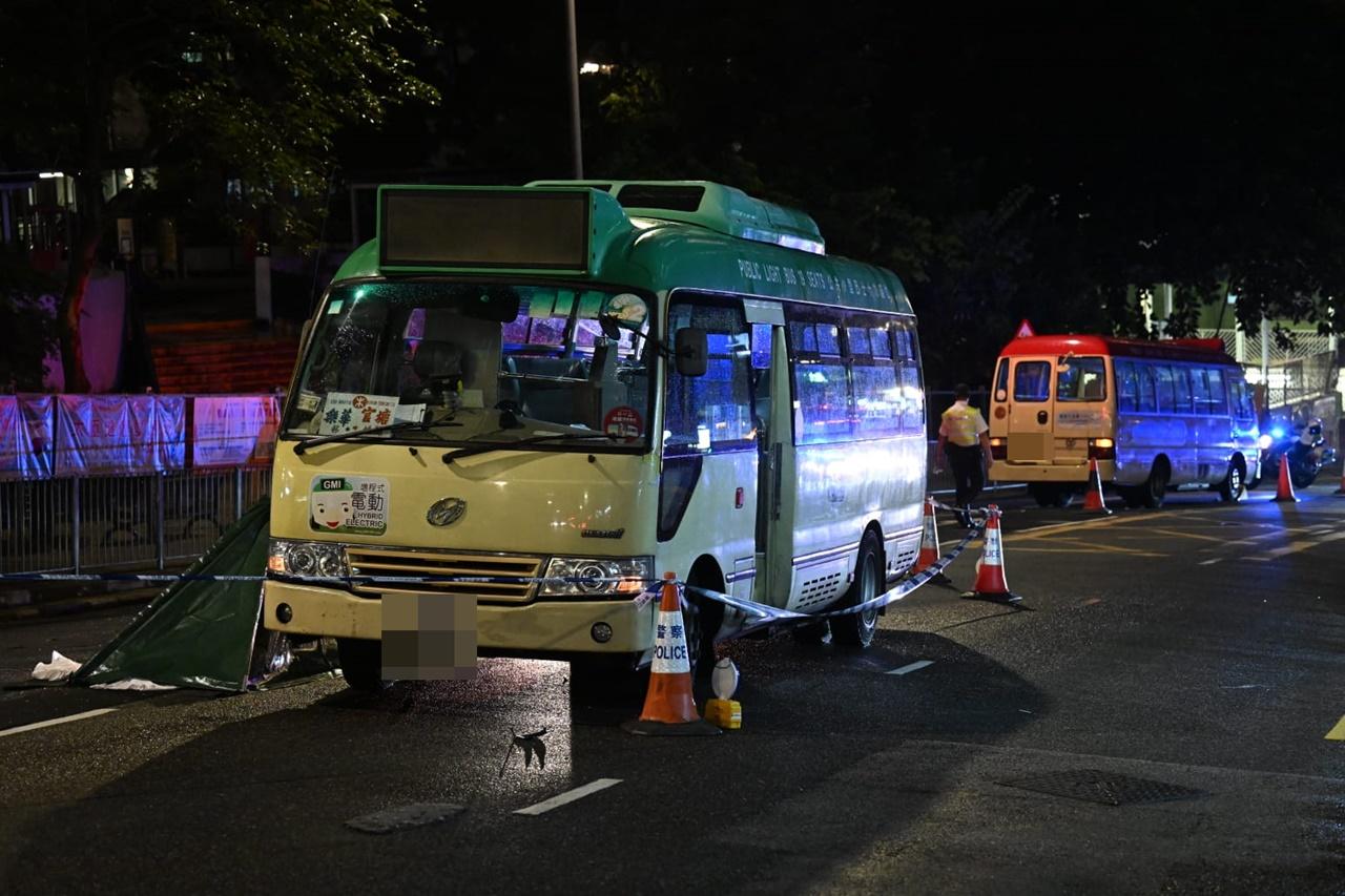 觀塘男遭兩小巴連環撞斃，2司機涉危駕被捕。(資料圖片)