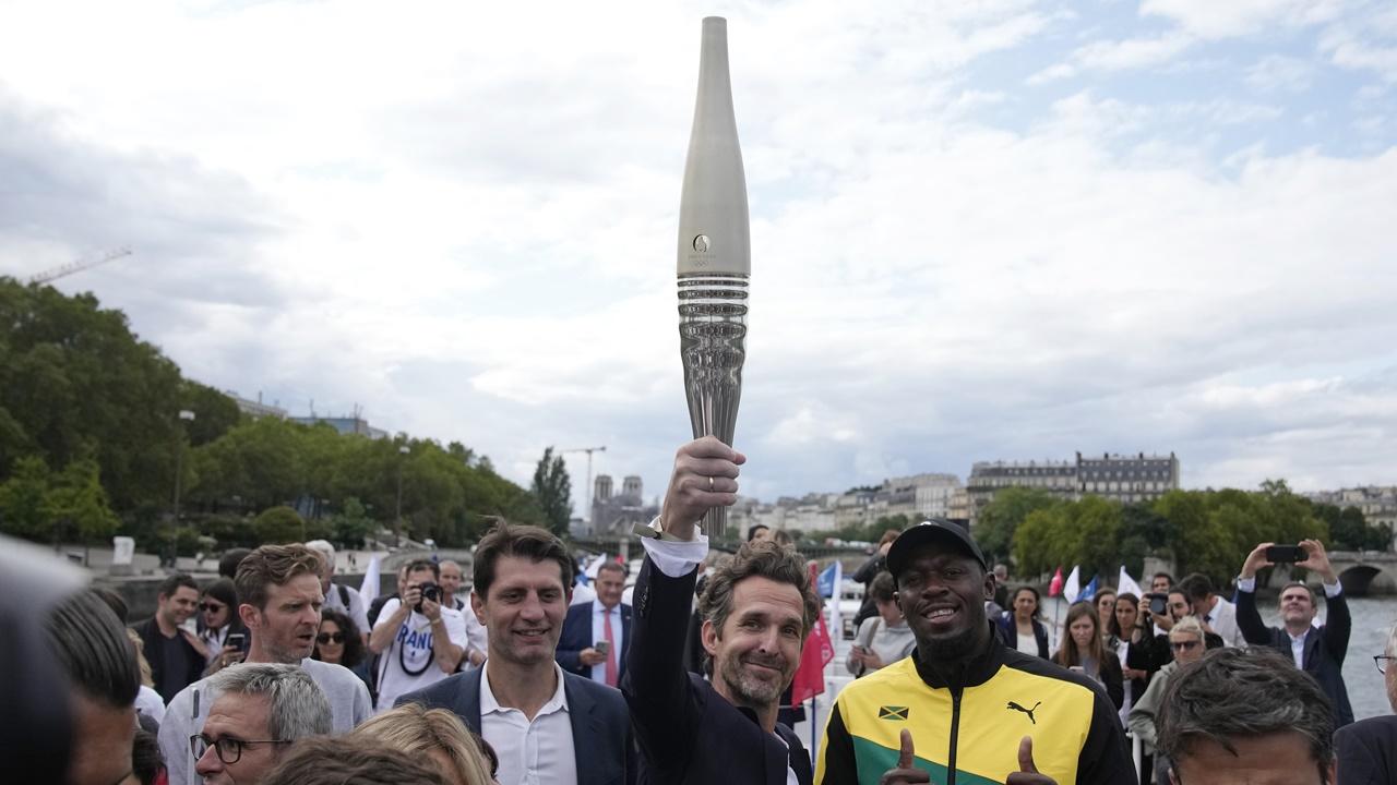 巴黎奧運火炬設計揭曉，突出平等和平及巴黎。(AP)