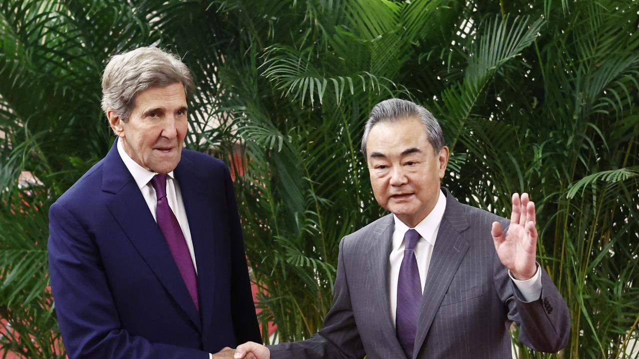 王毅晤克里，強調健康穩定和可持續的中美關係是必要。(AP)