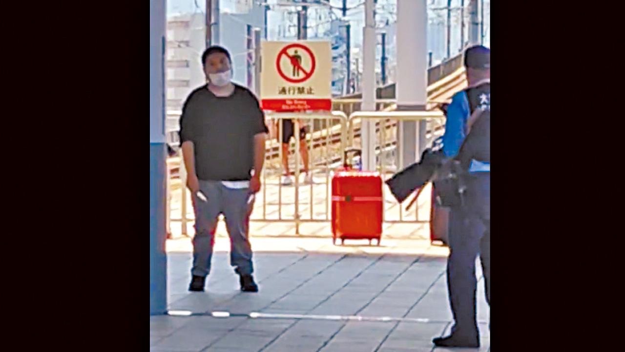 大阪往機場列車 男子刀刺乘客3傷 事發臨空城站outlet多遊客