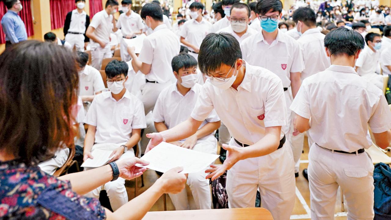 香港中學文憑試放榜 做好準備改選心水科目