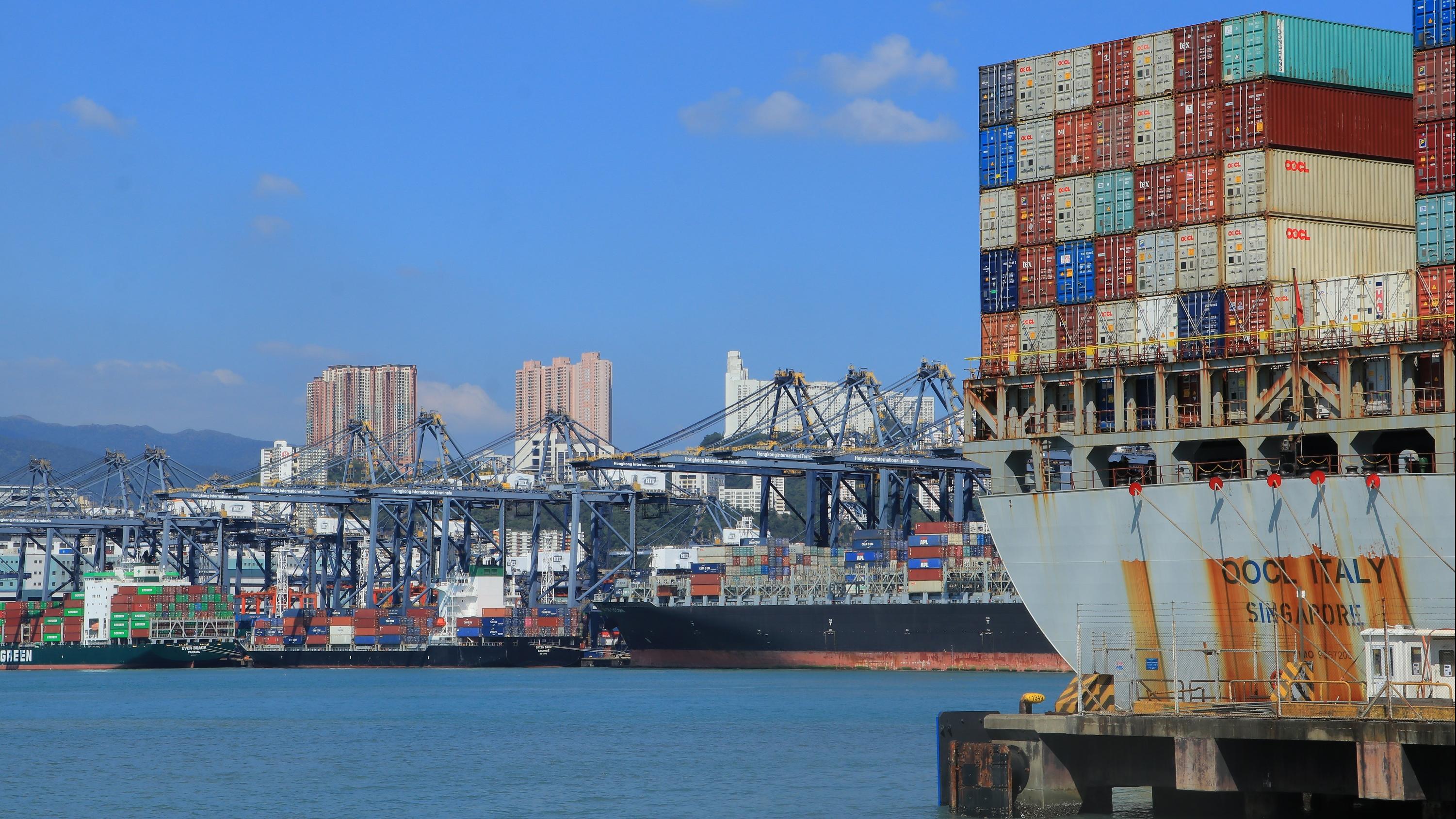 貿易數字｜港6月進出口跌幅收窄兼勝預期