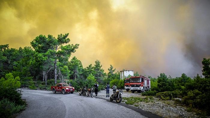 希臘羅德島發生嚴重的山火。(路透社)