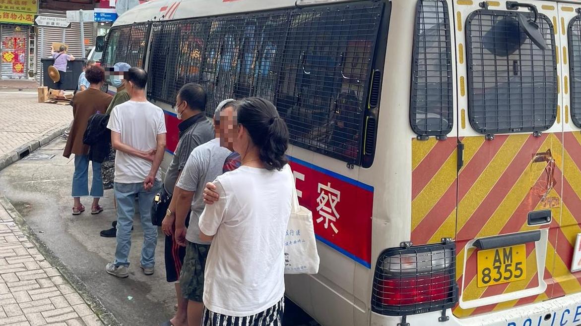 警上水搗非法麻雀賭檔  拘65歲負責人及9賭客