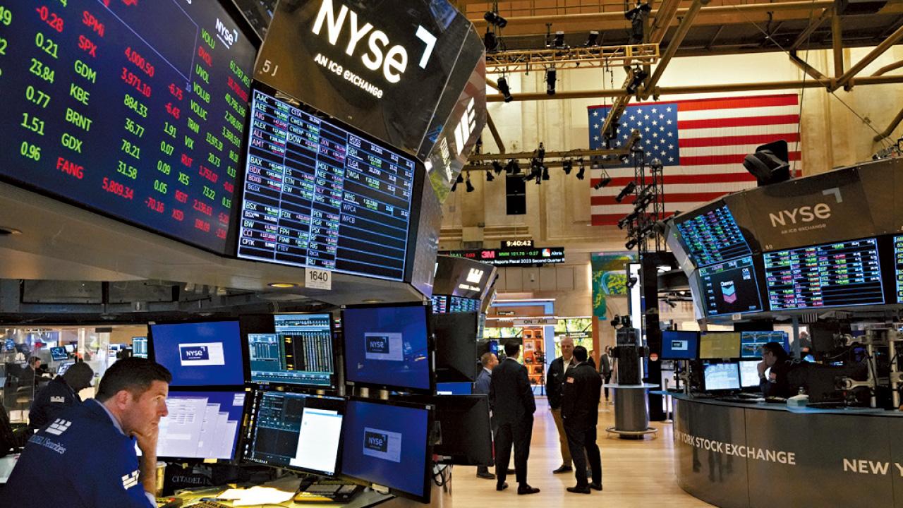 市勢未明用期權買兩邊