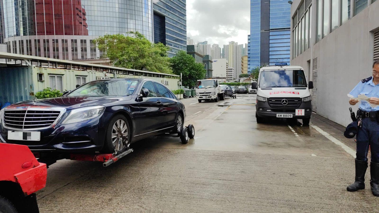 油尖警區打擊違泊黑點發逾千張牛肉乾拖走13輛車