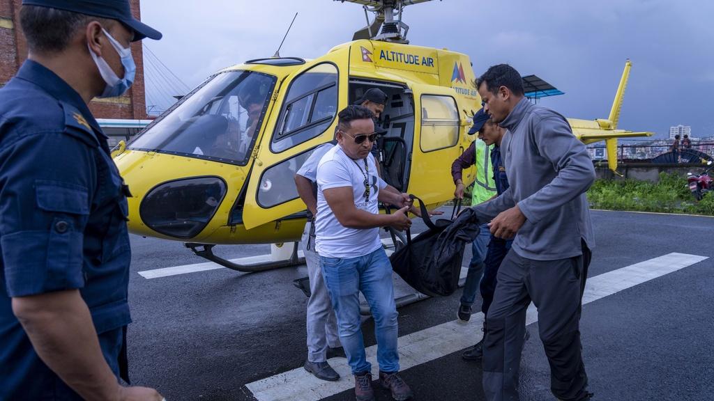 5名墨西哥人與機師在直昇機意外中罹難。(美聯社)