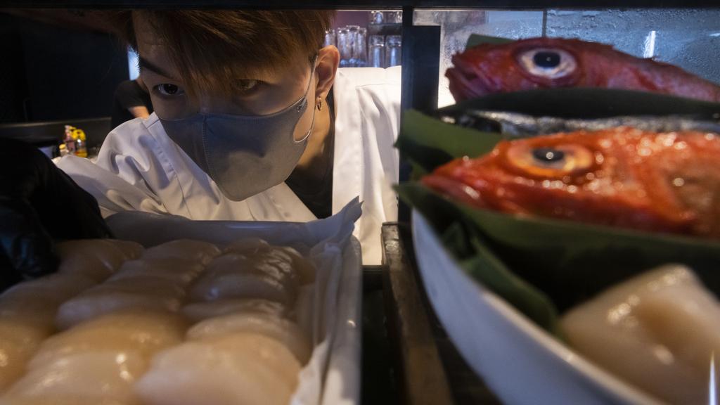 日媒表示中國本月起全面檢查進口日本水產。(美聯社)