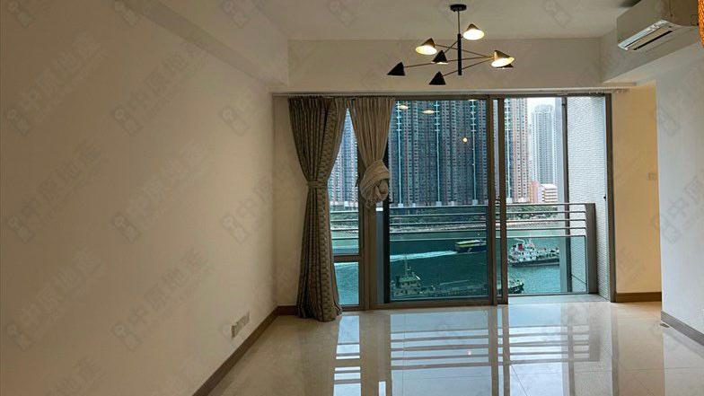 內部裝修企理新淨。(代理提供)