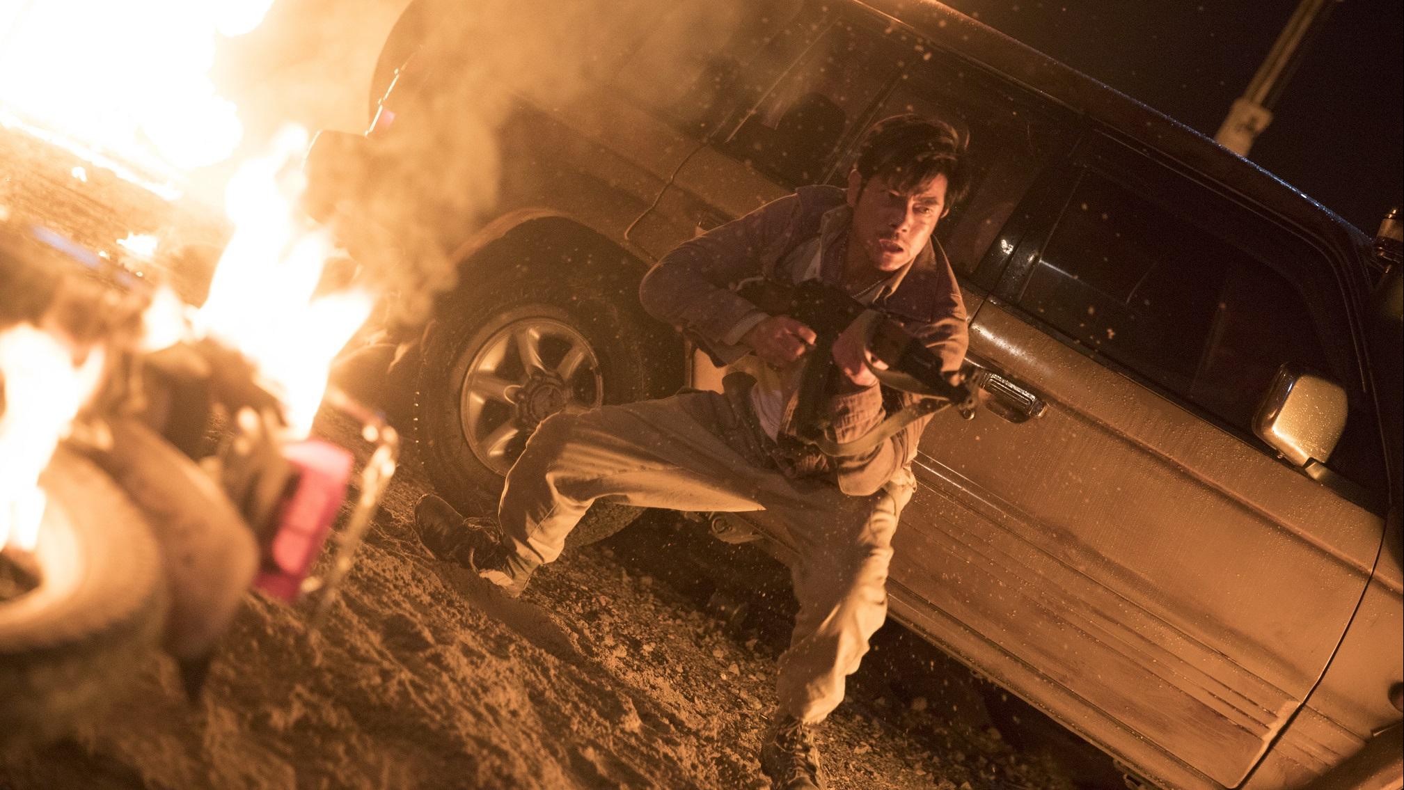 掃毒3｜周末票房破570萬  郭富城持AK47險被火球吞噬