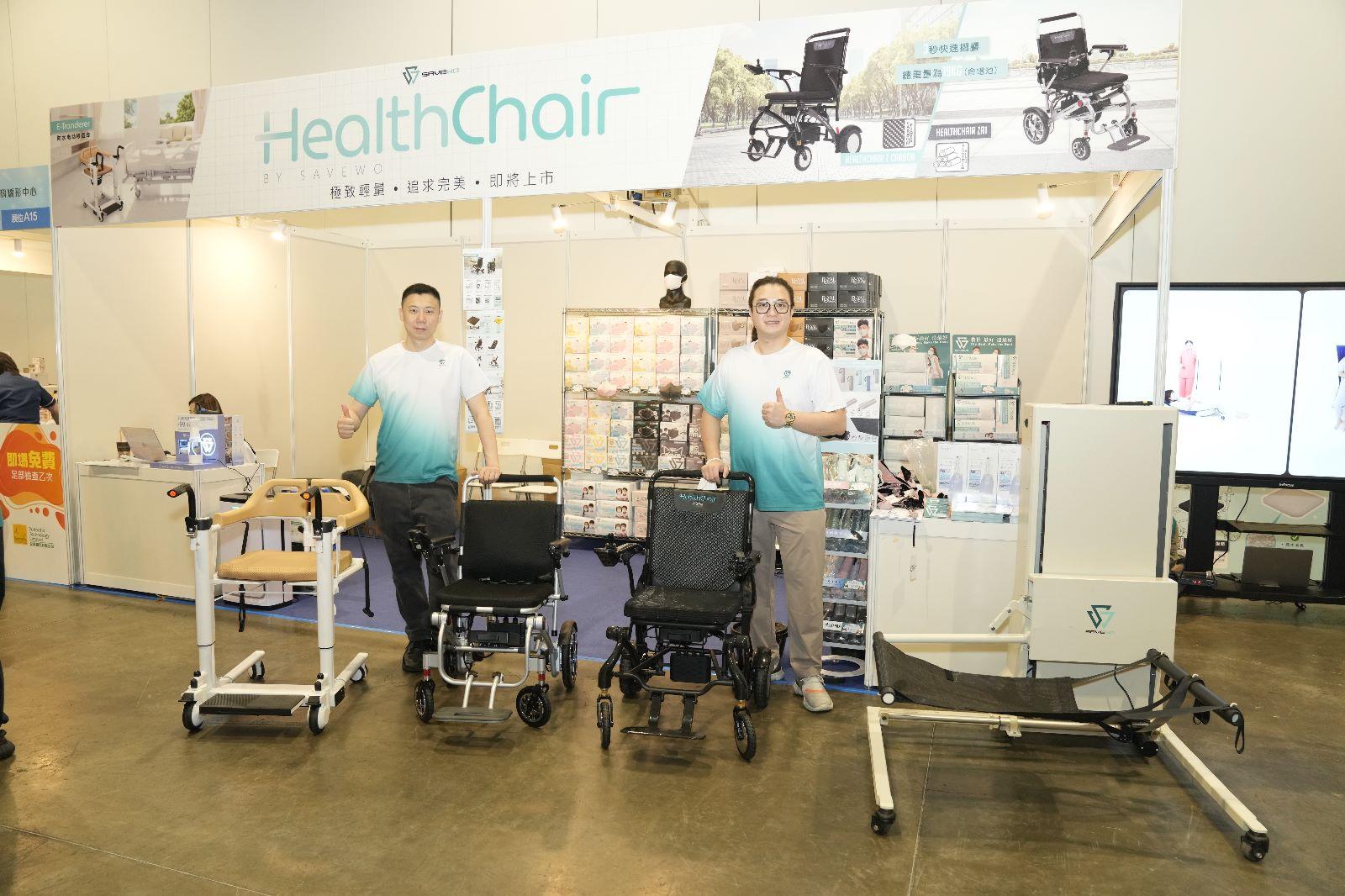 在疫情中推出口罩的本港口罩廠「SAVEWO救世」疫後「轉戰」研發及生產醫療產品。（受訪者提供）