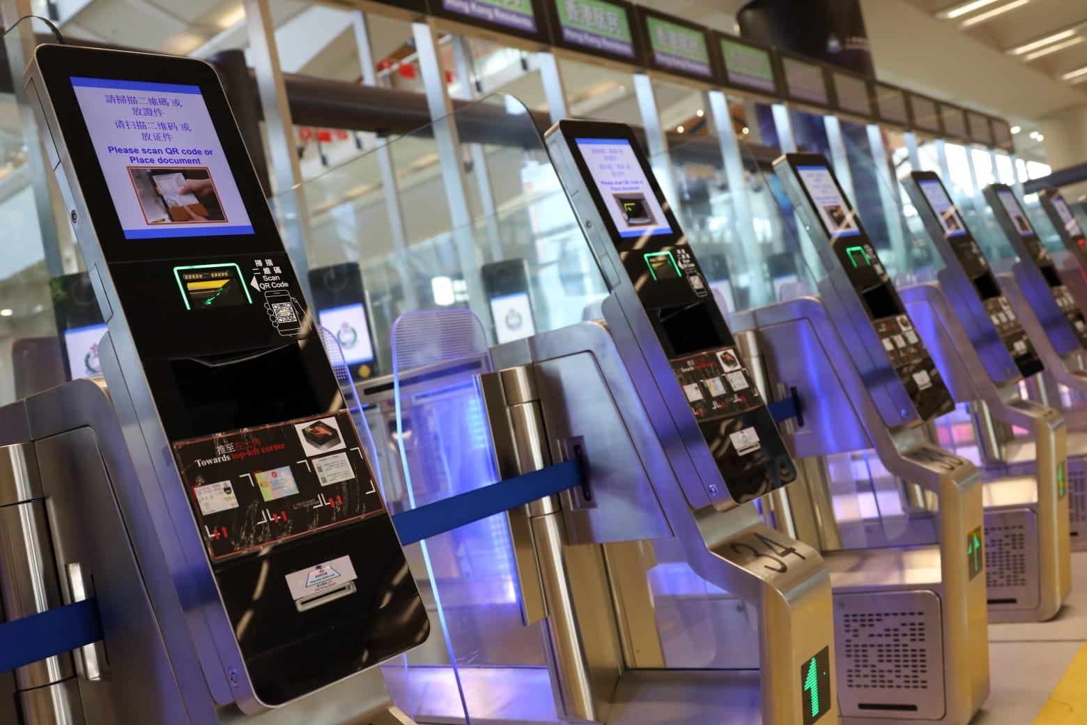 入境處明起擴大e-道服務範圍  預計42萬人受惠  (鍾式明攝)