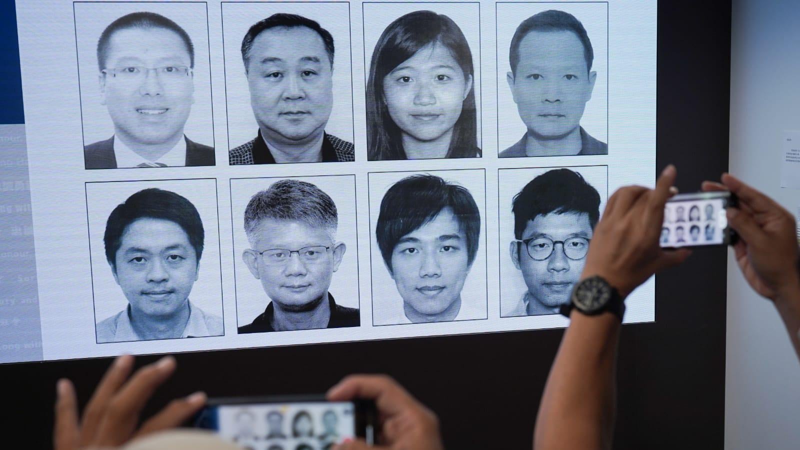 警方國安處通緝8名海外人士，每人懸紅100萬元。(李睿哲攝)