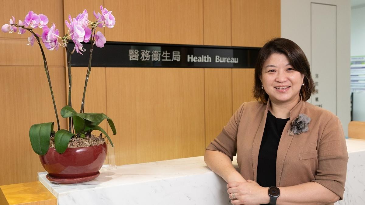 李夏茵接受本報訪問時稱，在制定「慢性疾病共同治理計劃」時，不會忽略基層市民。(蘇文傑攝)