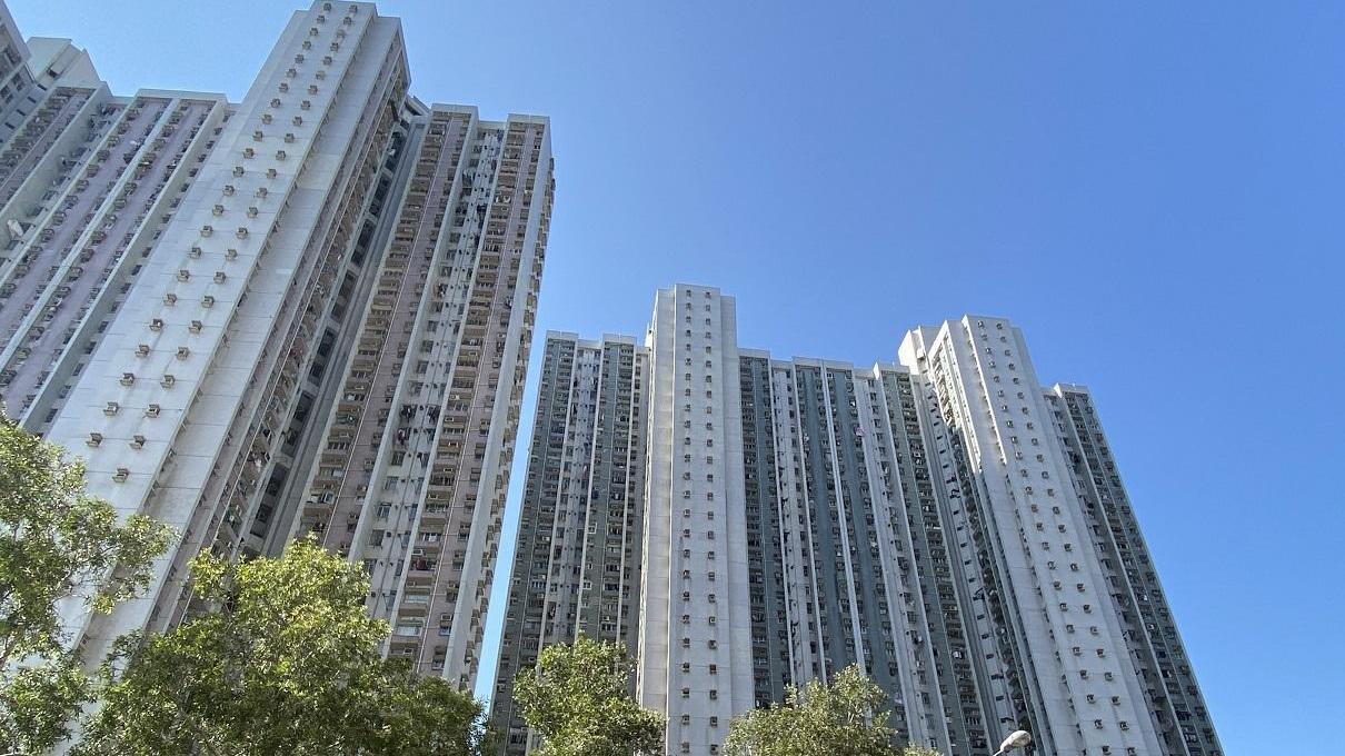 屯門居屋兆麟苑中層兩房戶，以1.22萬元租出，呎租30元。(資料圖片)