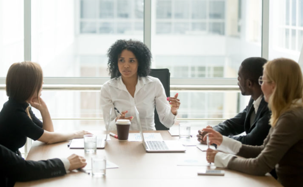 全球邊個國家員工最愛「扮工」 日本排第二 邊個第一？ 開會