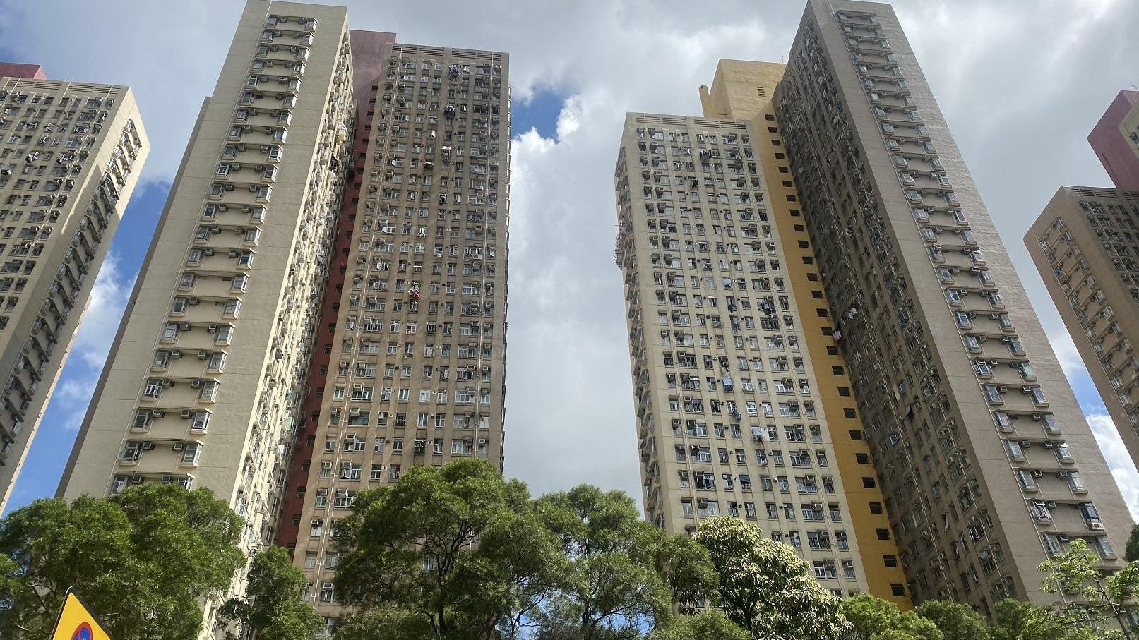 鑽石山居屋龍蟠苑高層一房戶以428萬元易手，成交價較一年前同座高一層單位造價跌近11%。