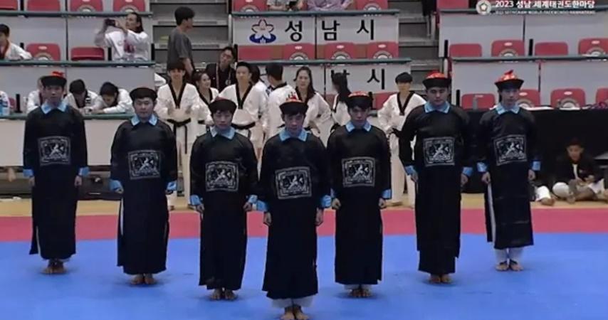 中國跆拳道館殭屍裝表演奪冠，但遭取消全國參賽資格。(微博)