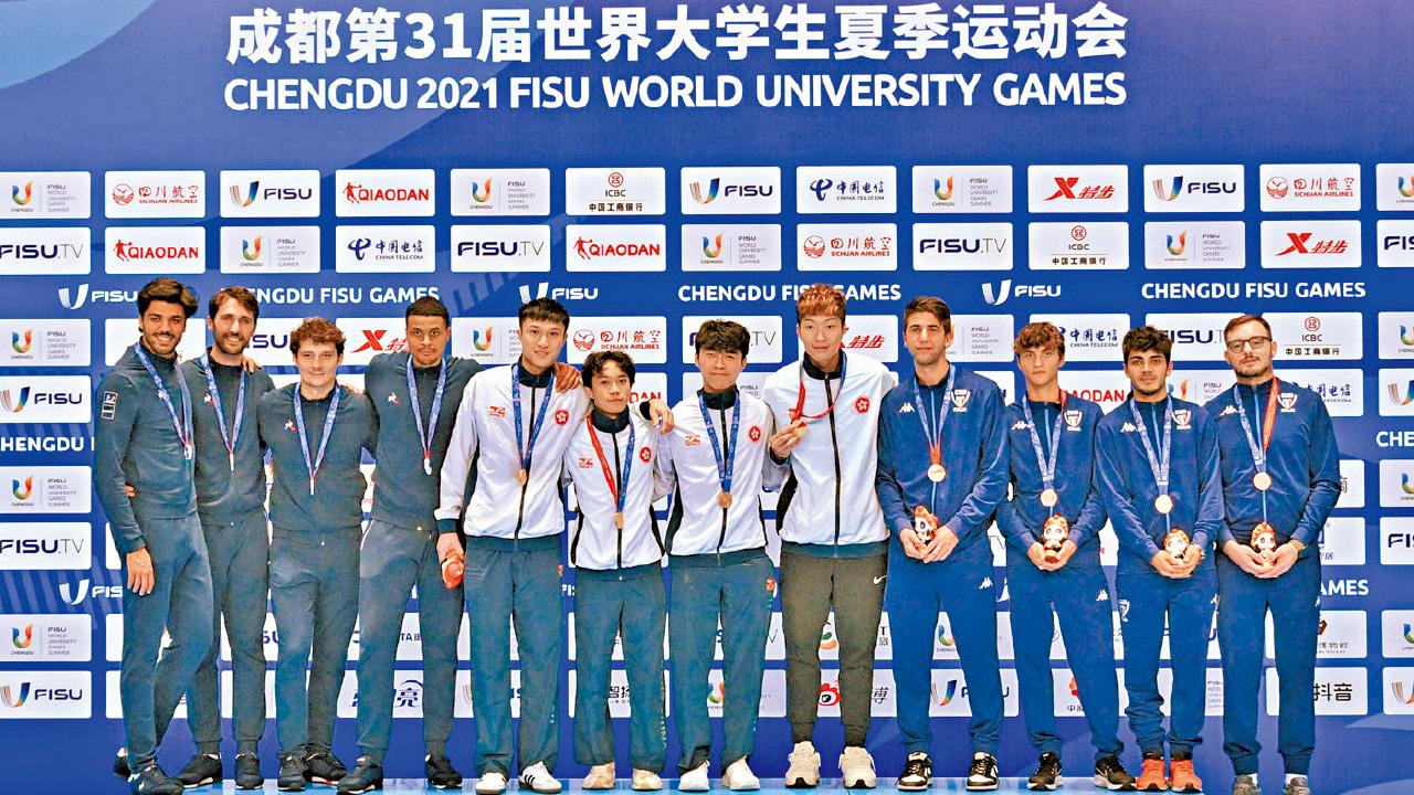 張家朗世大運第2金 港男子花劍團體賽封王