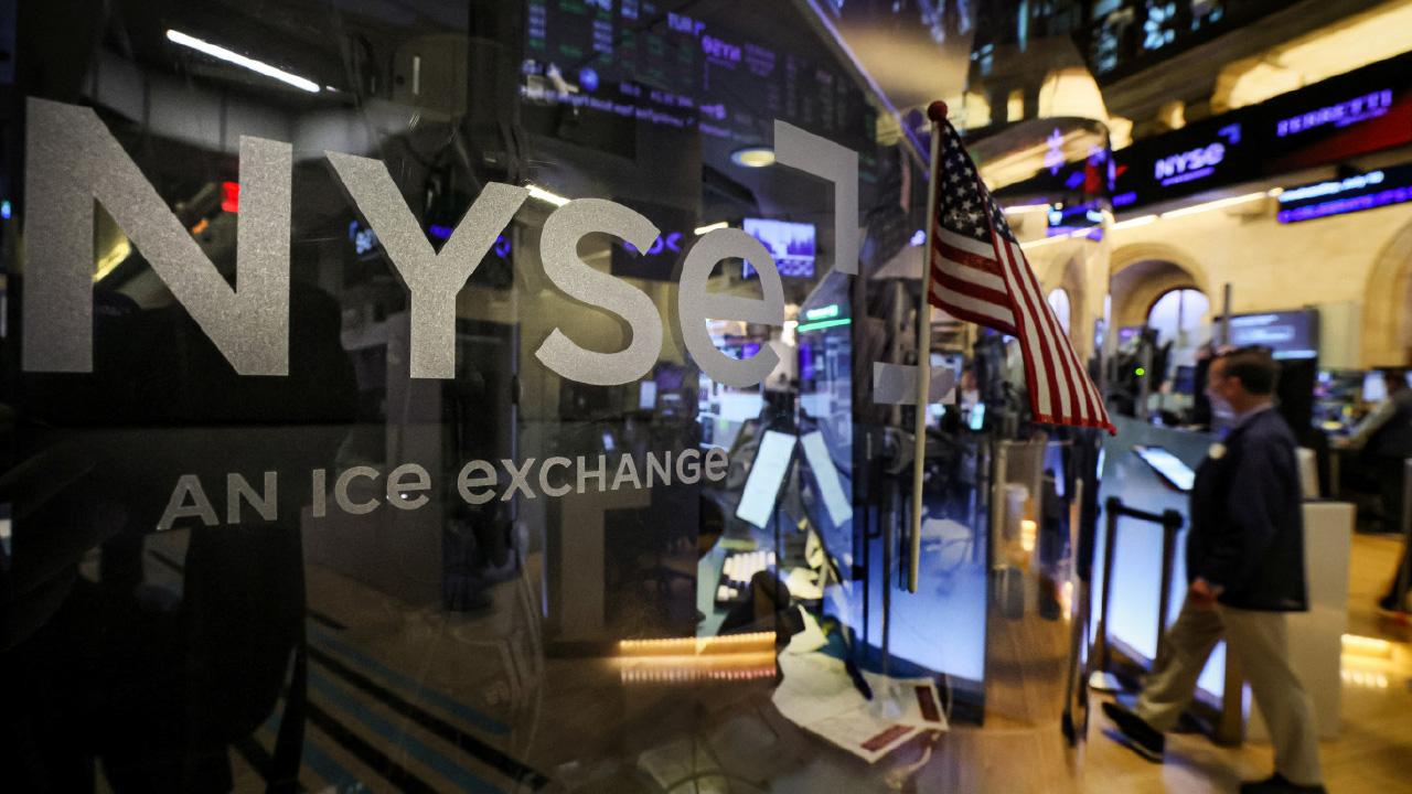 美股進入調整期  料資金流向落後板塊