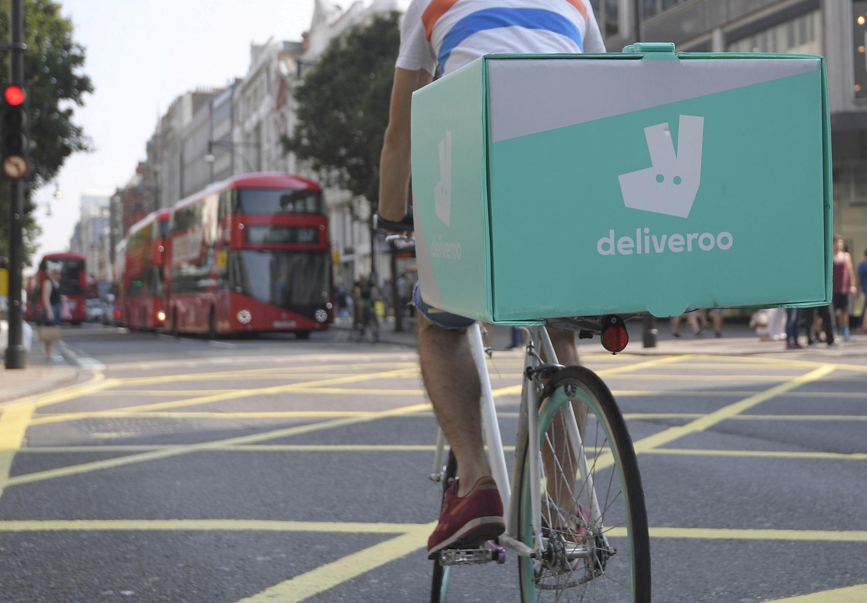 企業放榜｜Deliveroo上半年虧損收窄至8.2億