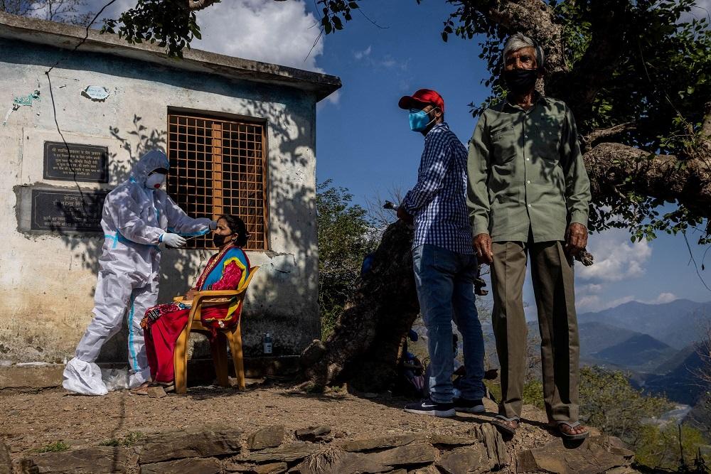 亞洲開發銀行指，亞洲疫後的貧窮人口增近7,000萬人。(路透社)