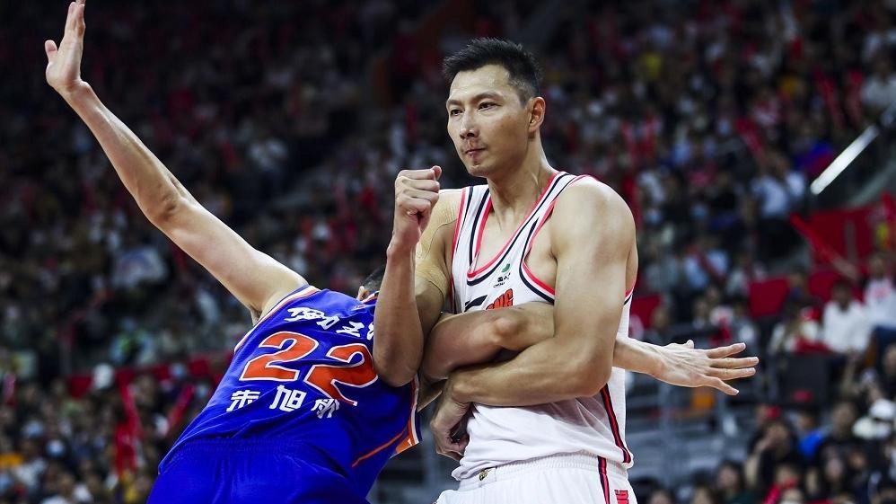 前國手易建聯宣布退役。(新華社)