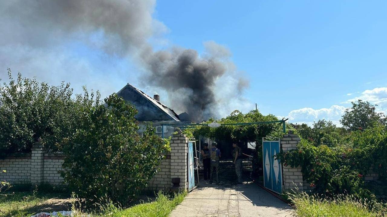 俄軍襲擊克爾松，導致一名23日大的嬰兒死亡。(烏克蘭國防部Twitter)