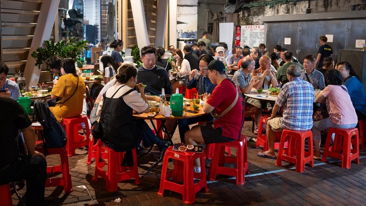 政府近期提出要推動夜經濟、搞活夜市。(陳奕釗攝)