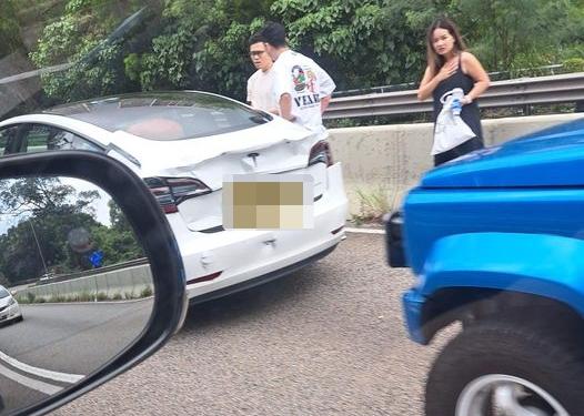 獅子山隧道公路5車連環串燒相撞 一名女子受傷