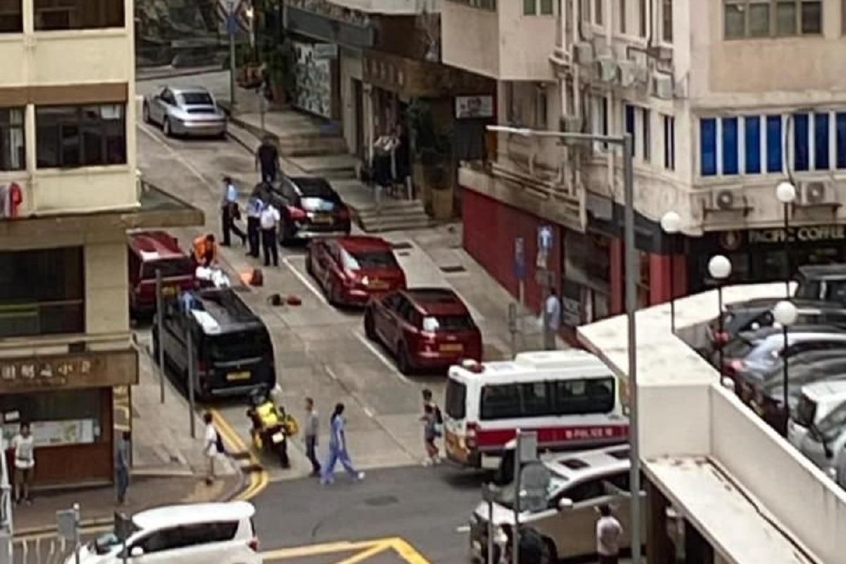 跑馬地昌明街有人墮樓當場不治。(網民Joy Ce Tam@FB群組「我們都是跑馬地長大的」)