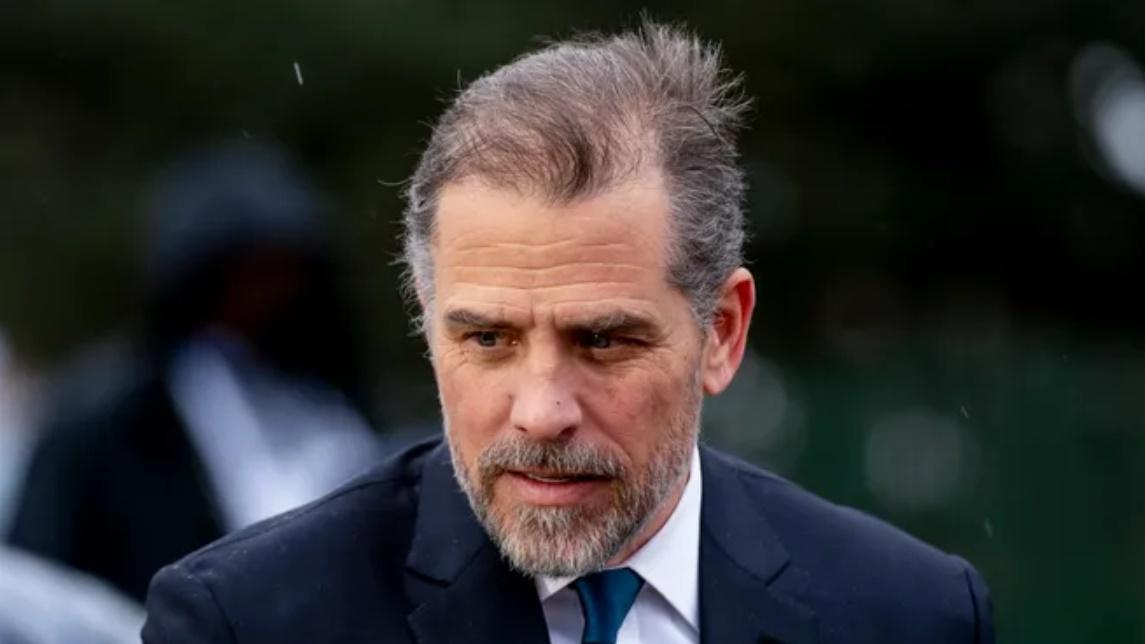 拜登兒子亨特被起訴3項涉槍械刑事控罪，最高可判監25年。(資料圖片)