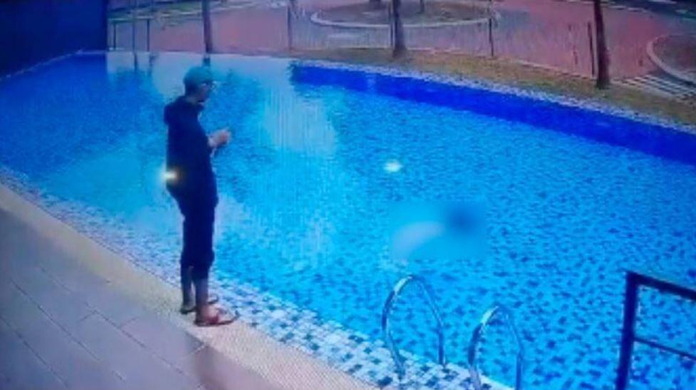 4歲繼妹泳池溺斃，冷血26歲哥飲住嘢見死不救。(網上圖片)