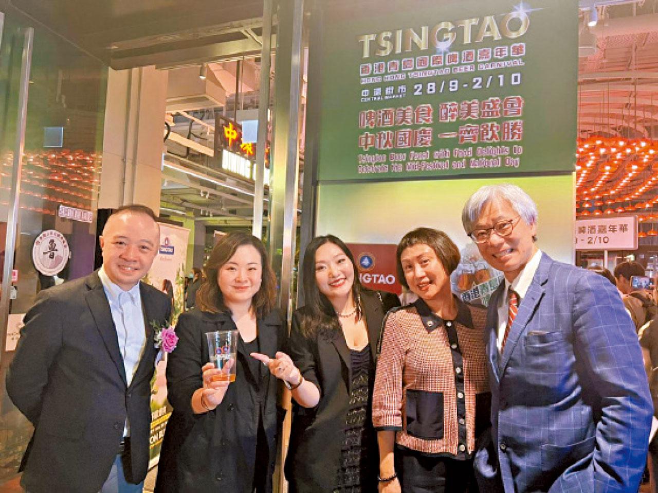 觥籌交錯 以酒吸客