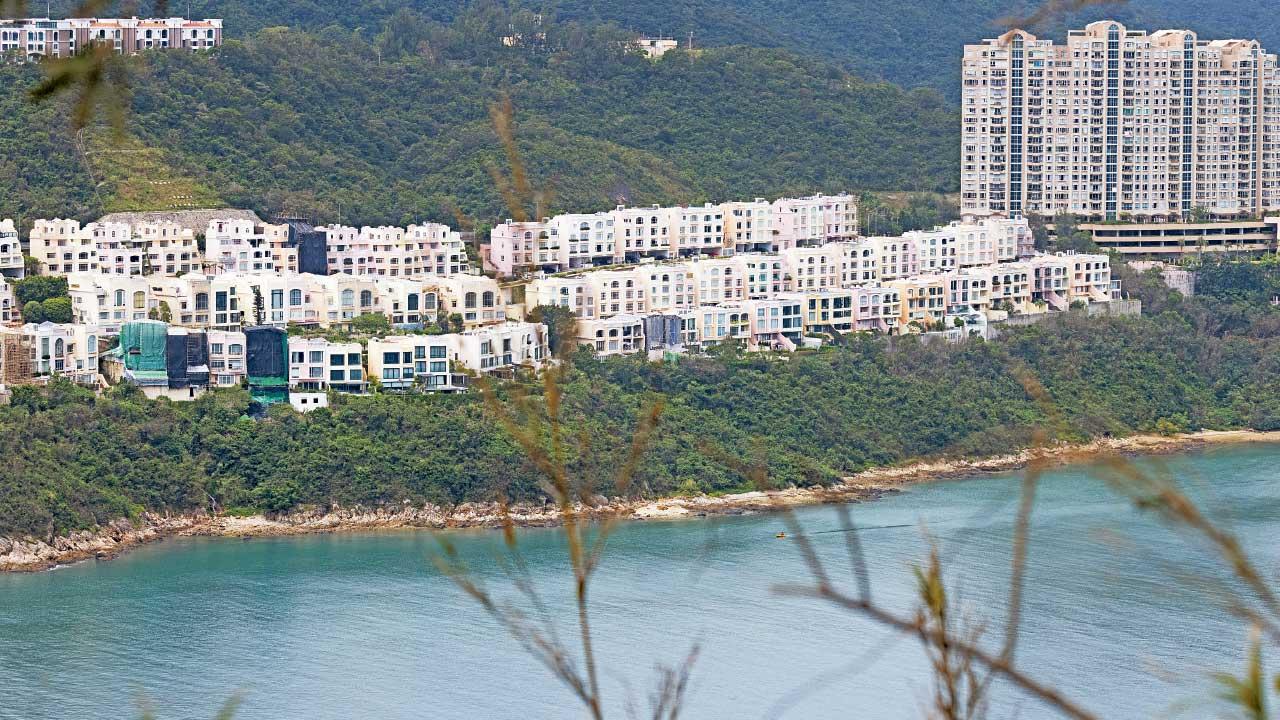 紅山半島最少3獨立屋涉僭建霸官地  李家超稱違法必檢控 追討工程費