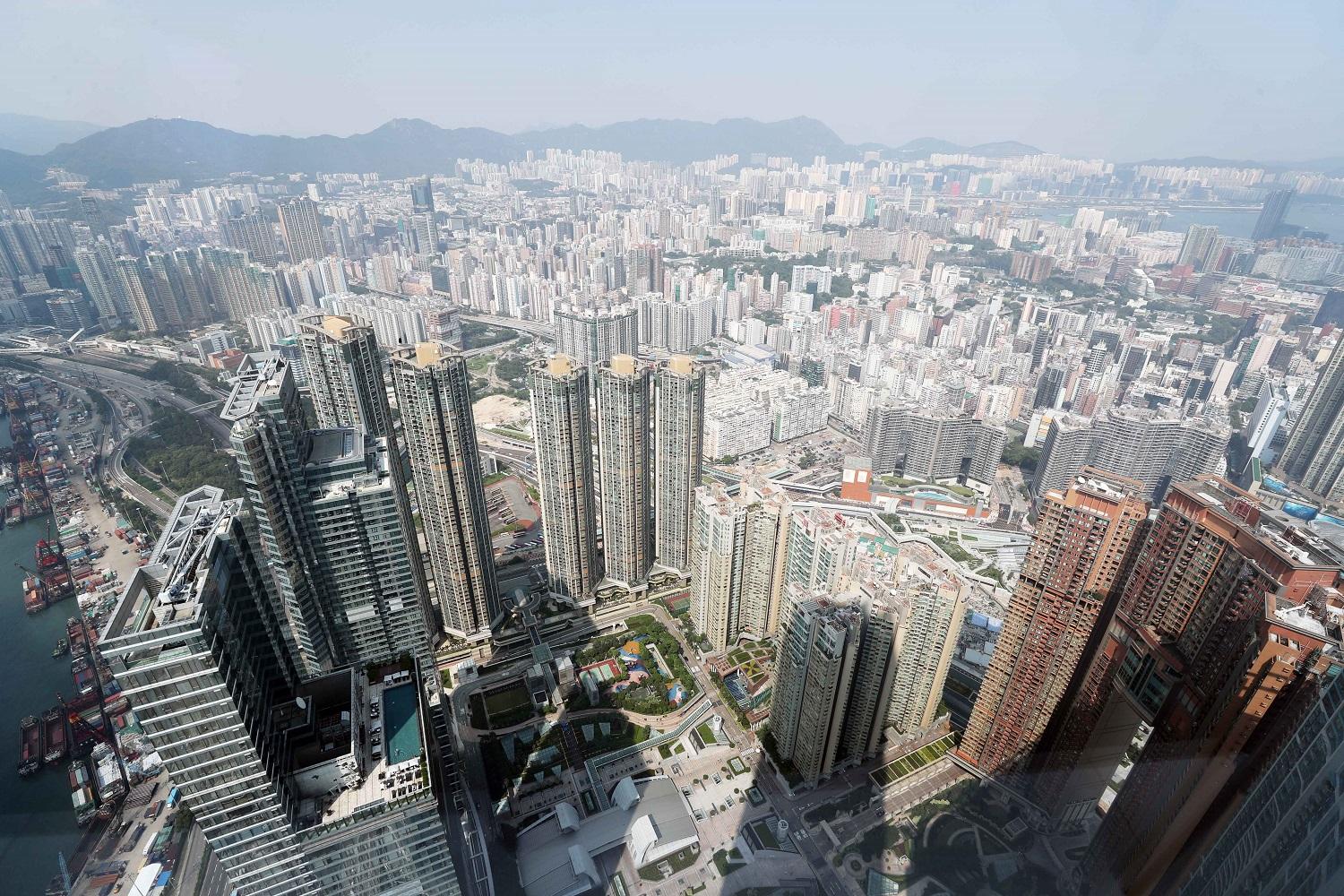 二手樓市疲弱，令私樓按揭需求下降，預料第4季數字將進一步回落。(資料圖片)