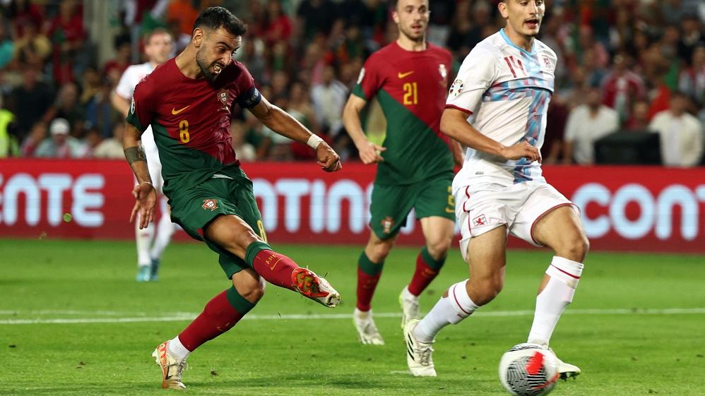 般奴為葡萄牙攻入第8球。(路透社)