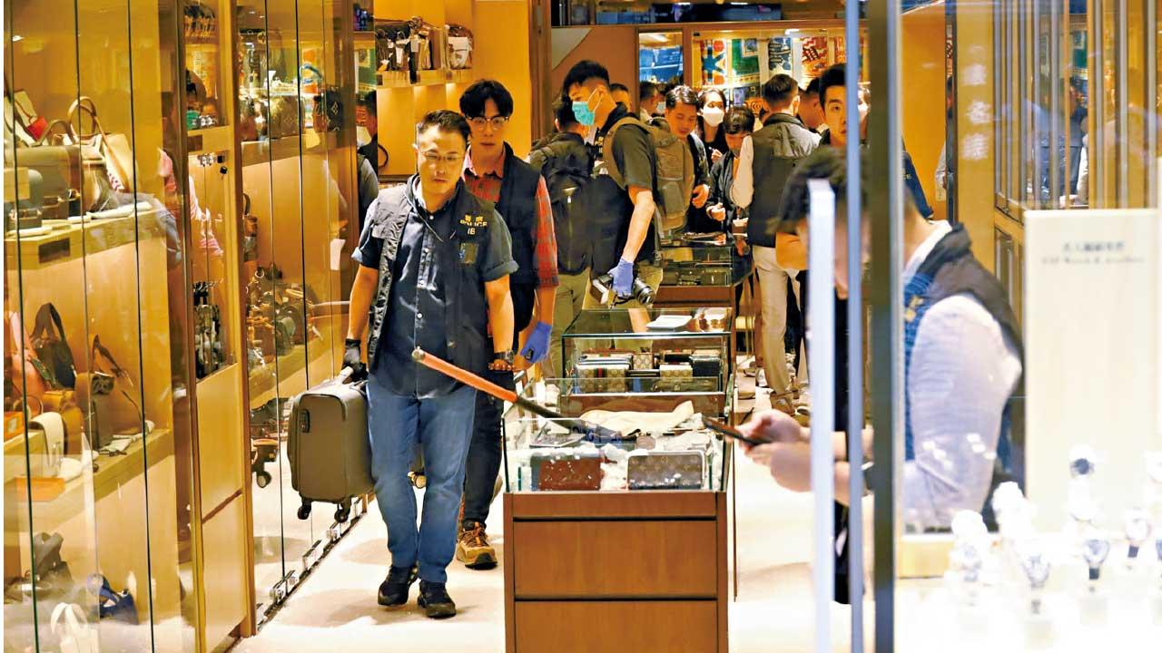 尖沙咀錶行「名人站」遭劫370萬元名錶 警火速破案拘19歲巴漢起回贓物