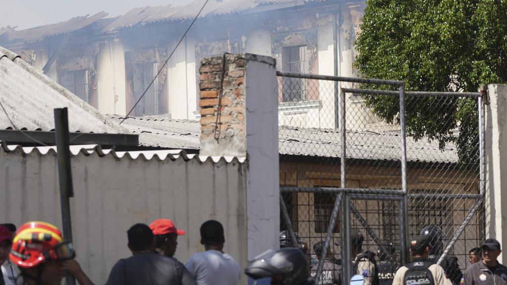 厄瓜多爾的監獄因騷亂引發火警。(美聯社)