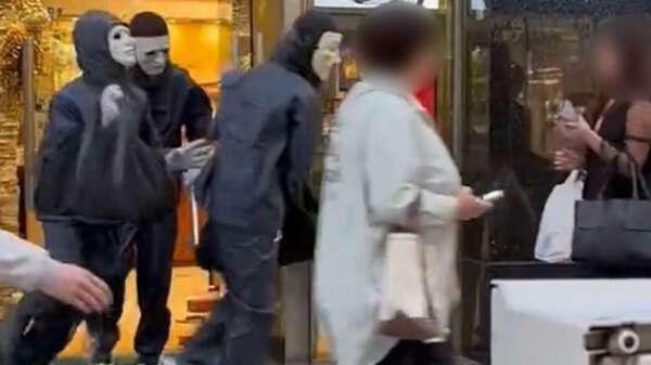 今年5月東京銀座發生的錶行械劫案。(網上圖片)