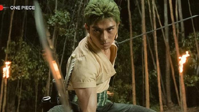 真人版One Piece《海賊王》卓洛男星新田真劍佑愛雙下巴妹