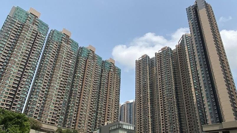 元朗YOHO MIDTOWN一伙套四房連工人套房大單位，獲同區家庭客承租，月租3.48萬元。