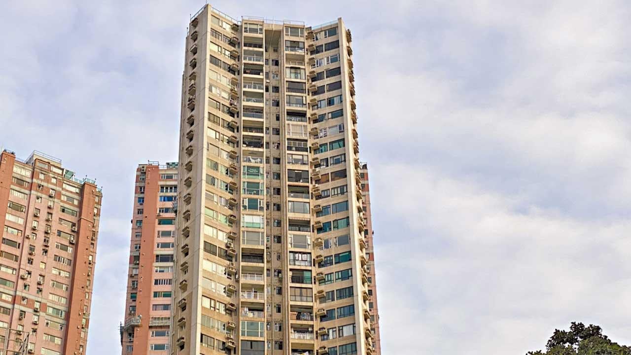 北角半山海景台低層海景戶，近日連車位以1,150萬元易手，造價與原業主7年前買入價一樣，需蝕使費離場。(資料圖片)