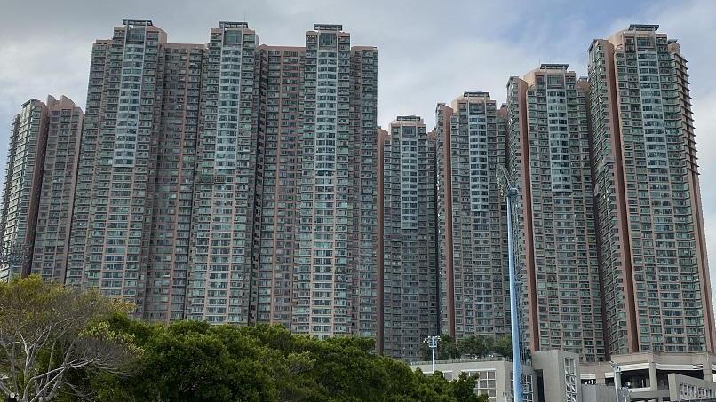 青衣盈翠半島罕有逾千呎四房相連單位，放租不足10日，即獲同區家庭客以4萬元承租，呎租近35元。