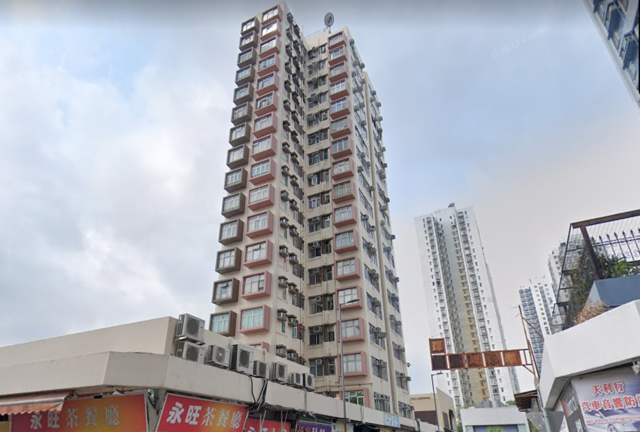 近期細價上車盤不乏承接，元朗單幢樓益利大廈一伙高層兩房戶，以295萬元易手，呎價9,672元。