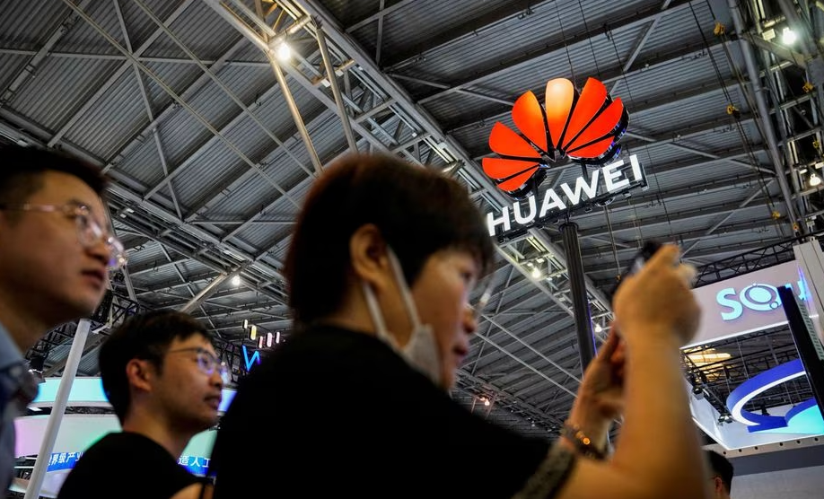 台灣有4間科技公司參與協助中國內地電訊設備製造商華為在深圳興建芯片基礎設施。目前未能確定涉事公司會否違反美國制裁。（路透社資料圖片）