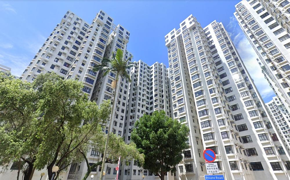 杏花邨18歲少年疑受學業問題困擾，吸氦氣自殺身亡。(Google Map)